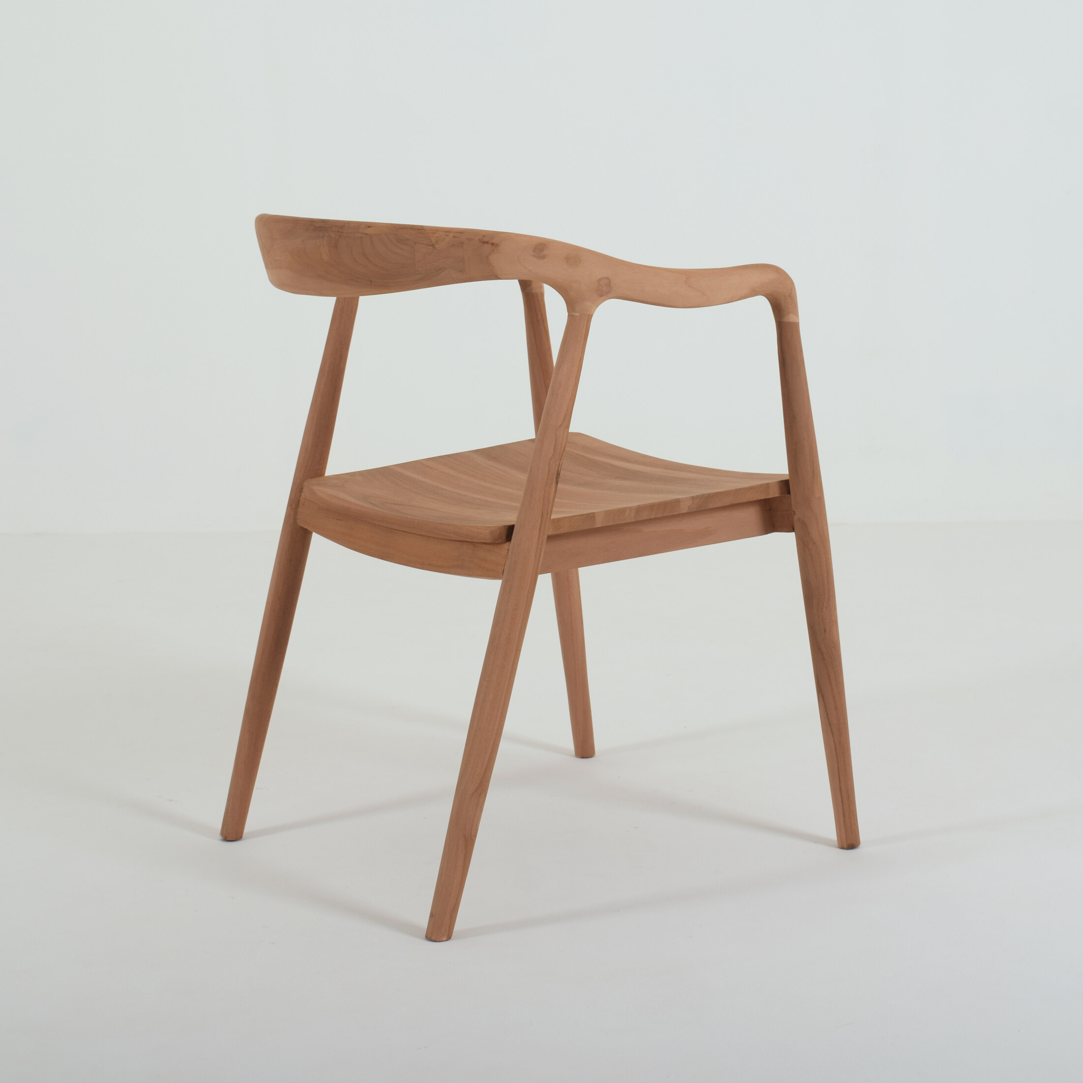 OZZIE DINING ARM CHAIR SOLID
