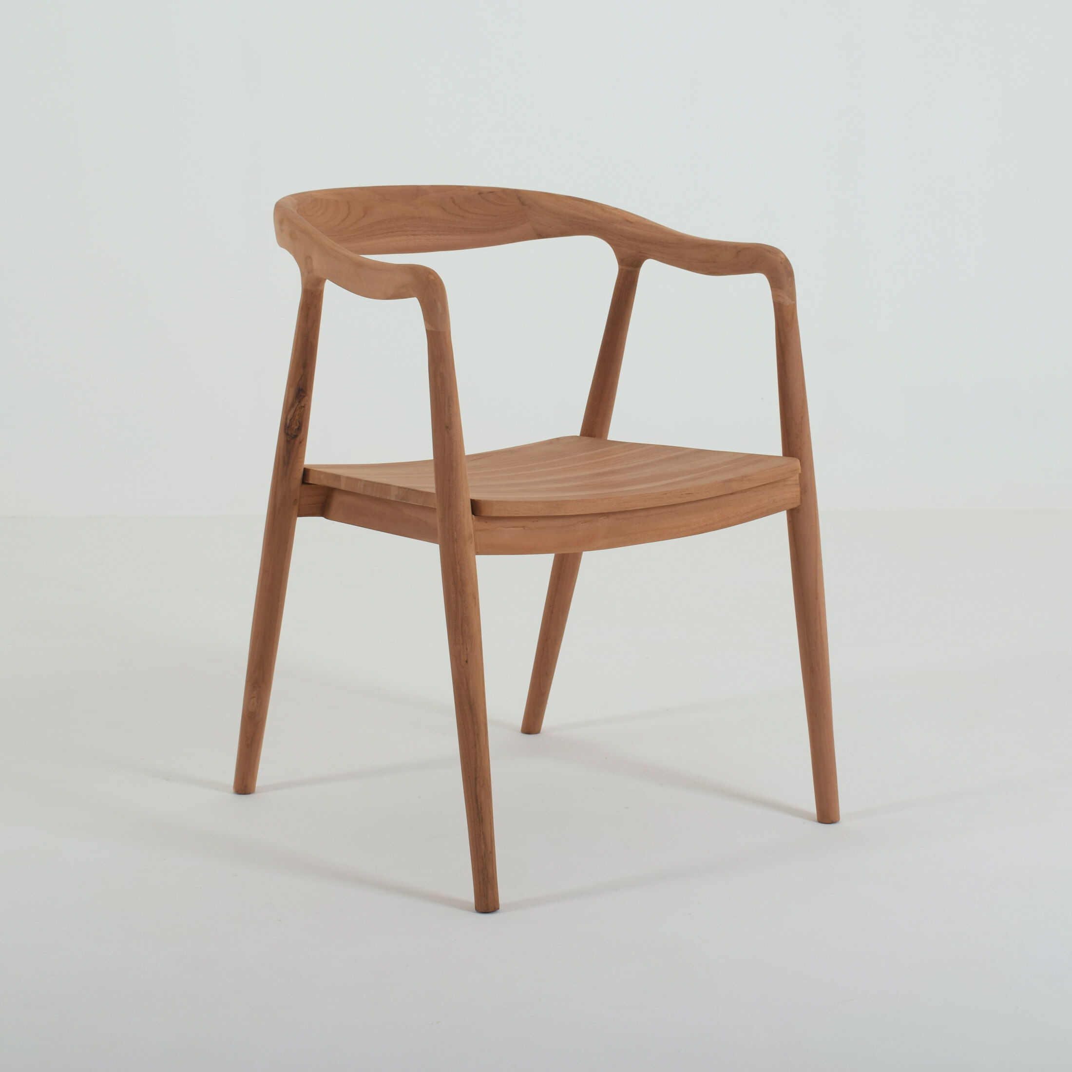 OZZIE DINING ARM CHAIR SOLID
